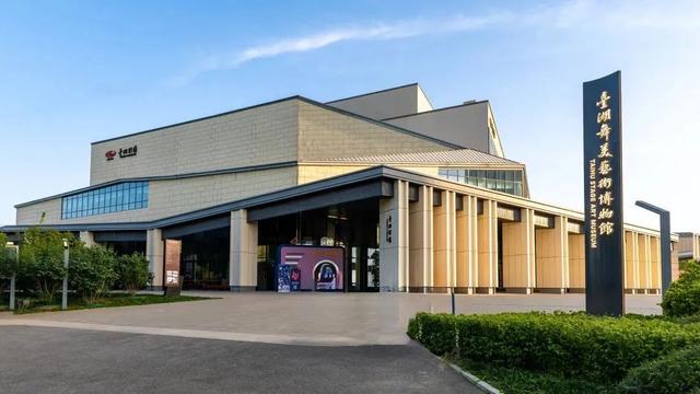 消夏大餐、潮玩休闲……副中心推出暑期宠客“十五条”!超多精彩等你来~